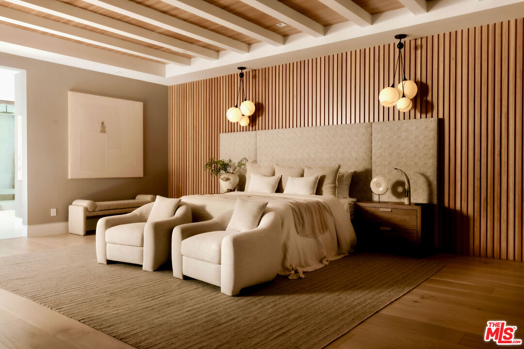 MLS #25602721 image #21