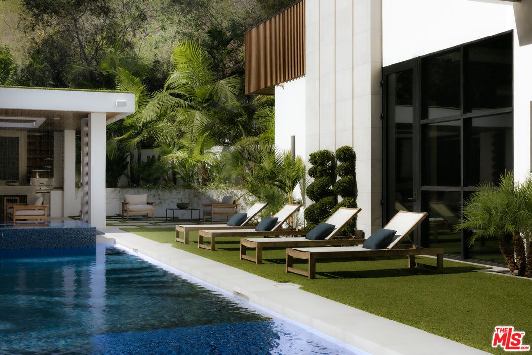 MLS #25602721 image #32