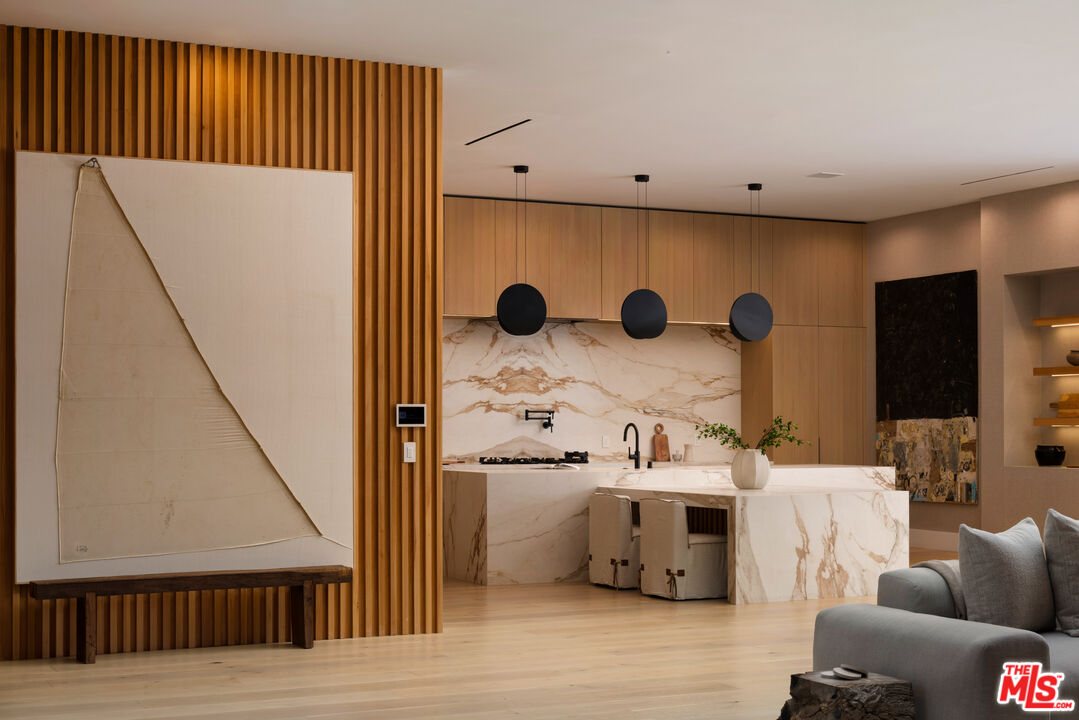 MLS #25602721 image #6