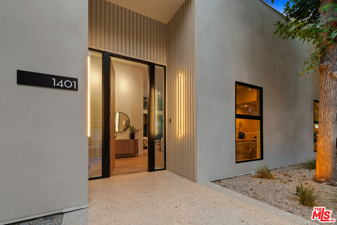 MLS #25602779 image #1