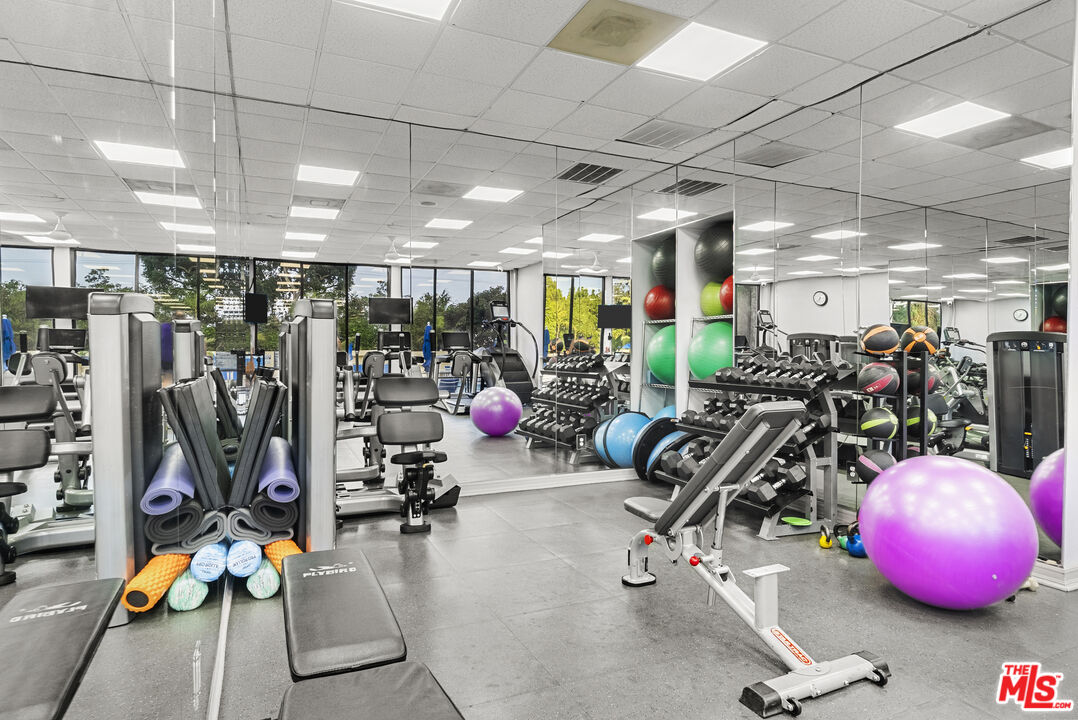 MLS #25602859 image #15