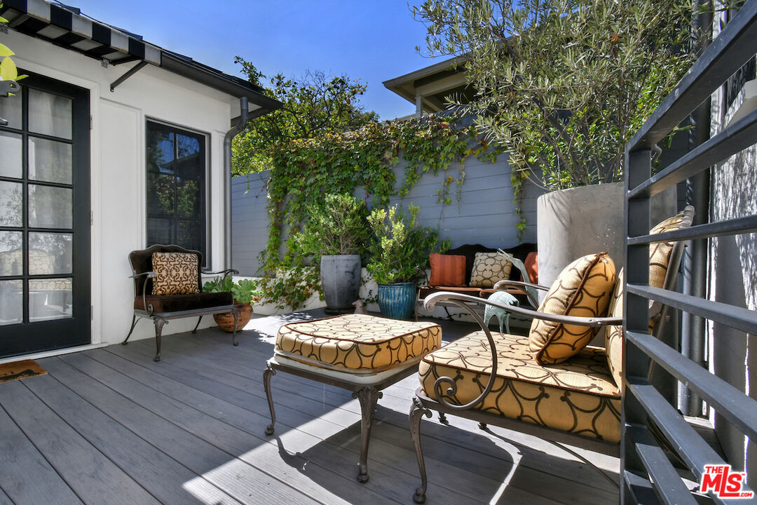 MLS #25603077 image #17