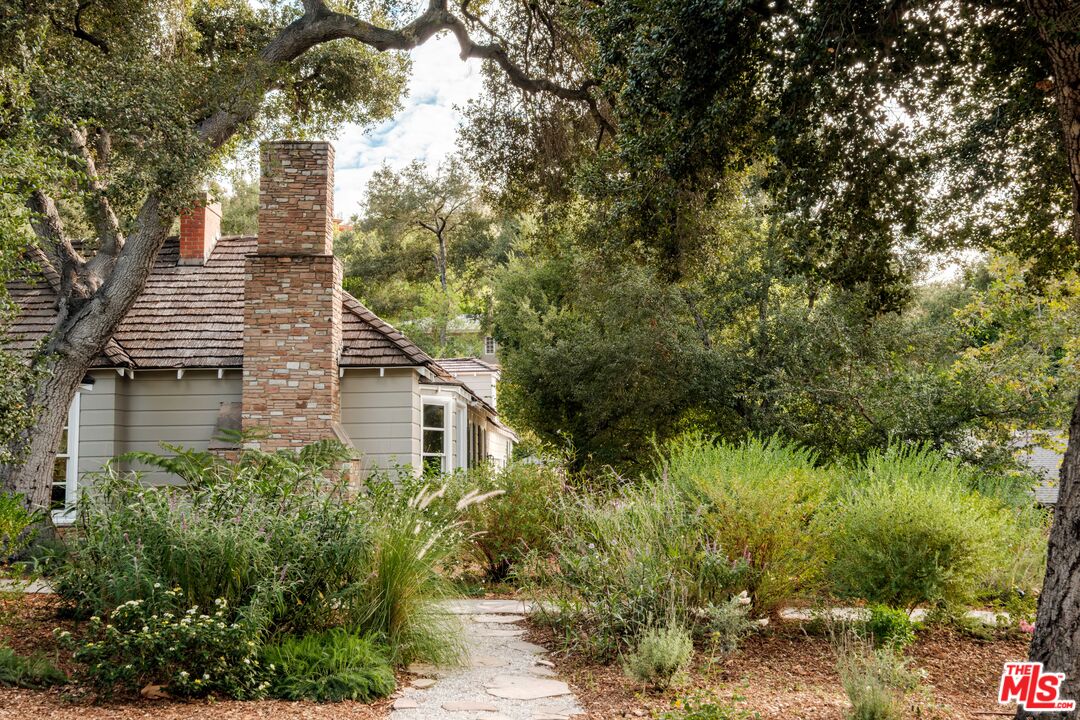 MLS #25603097 image #1