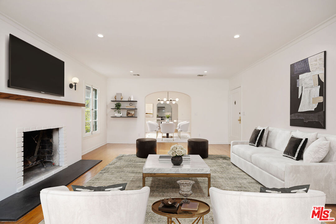 MLS #25603221 image #1