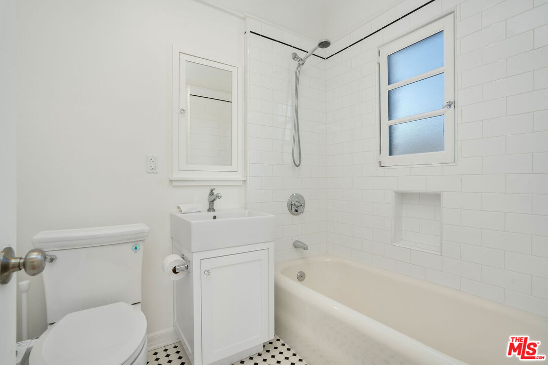 MLS #25603221 image #23