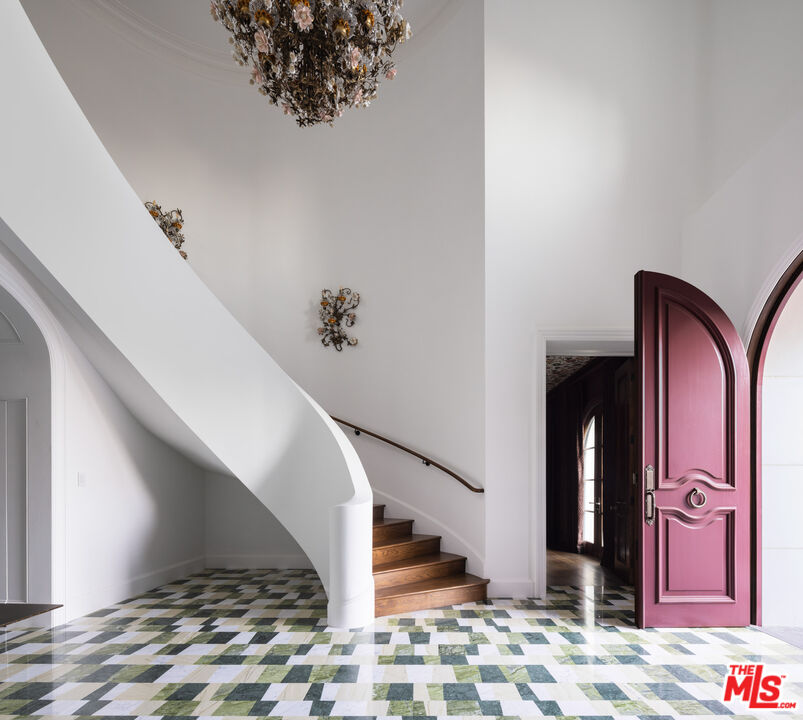 MLS #25603231 image #2