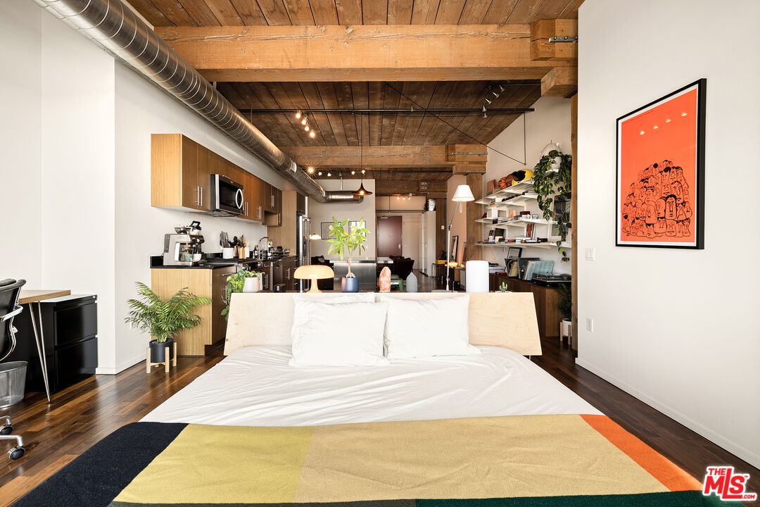 MLS #25603353 image #5