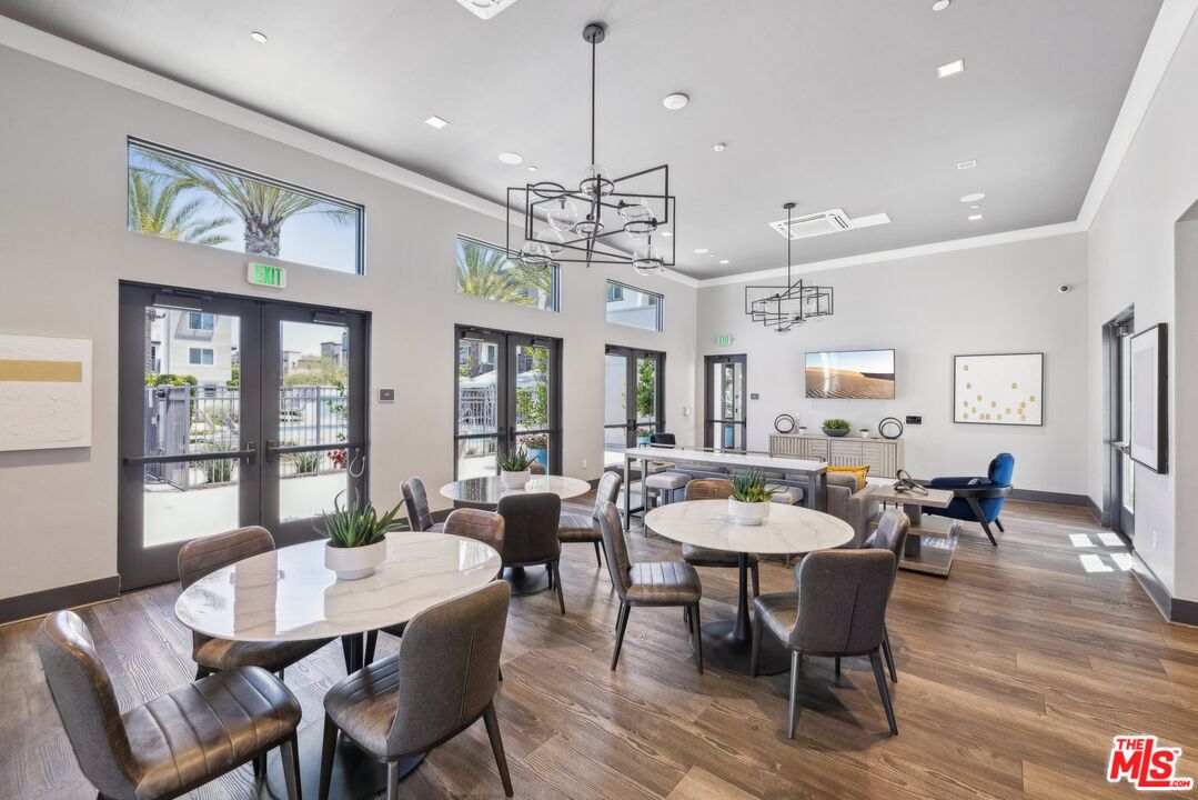 MLS #25603363 image #21