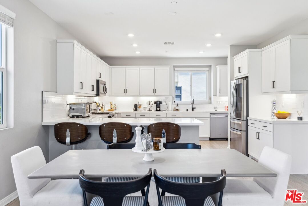 MLS #25603363 image #26