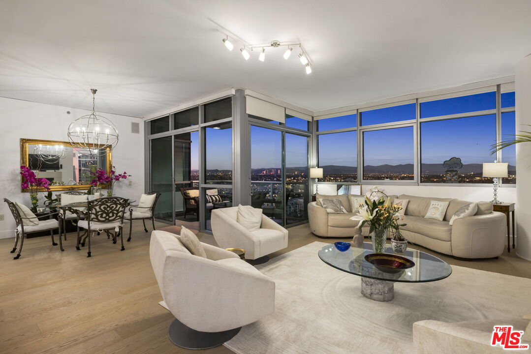 MLS #25603415 image #0