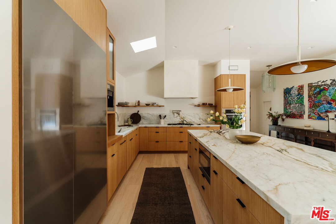 MLS #25603431 image #15