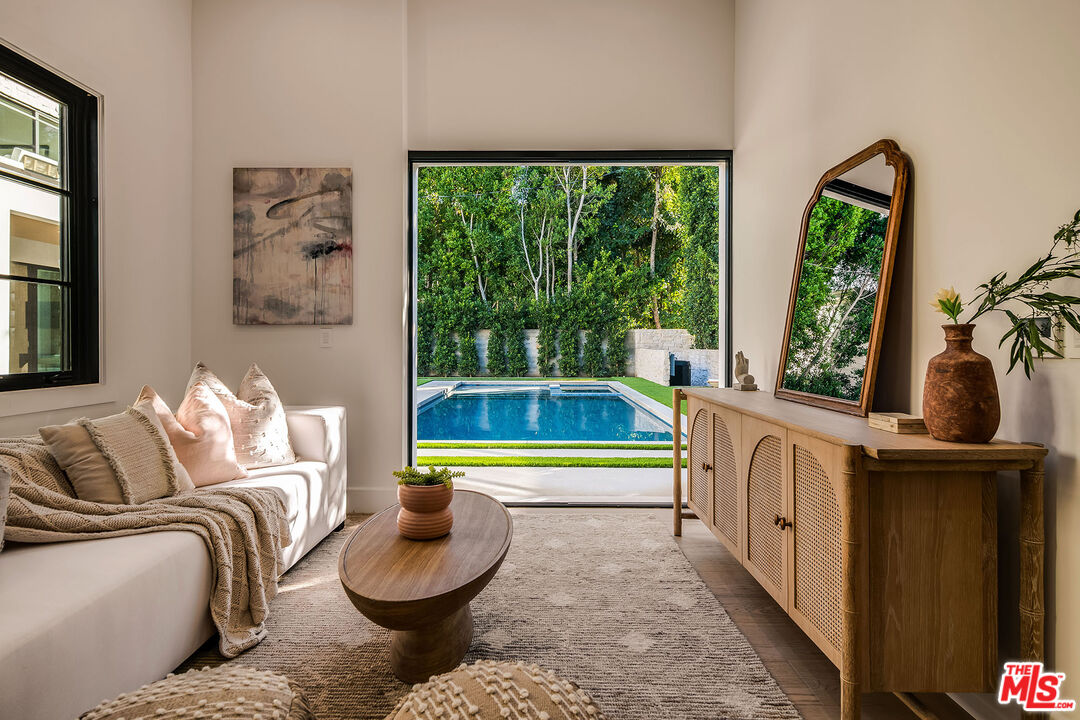 MLS #25603495 image #14