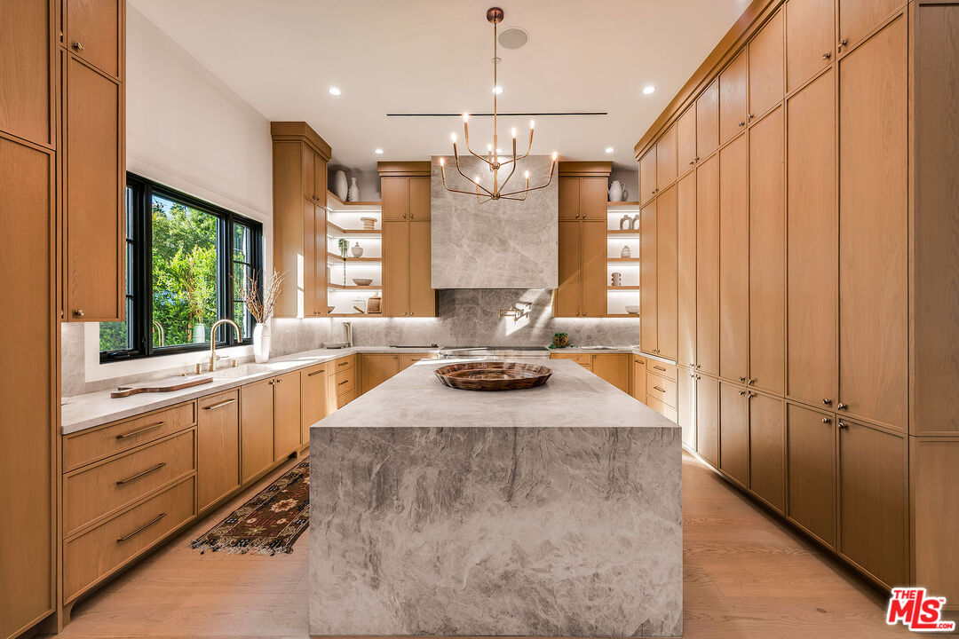 MLS #25603495 image #18