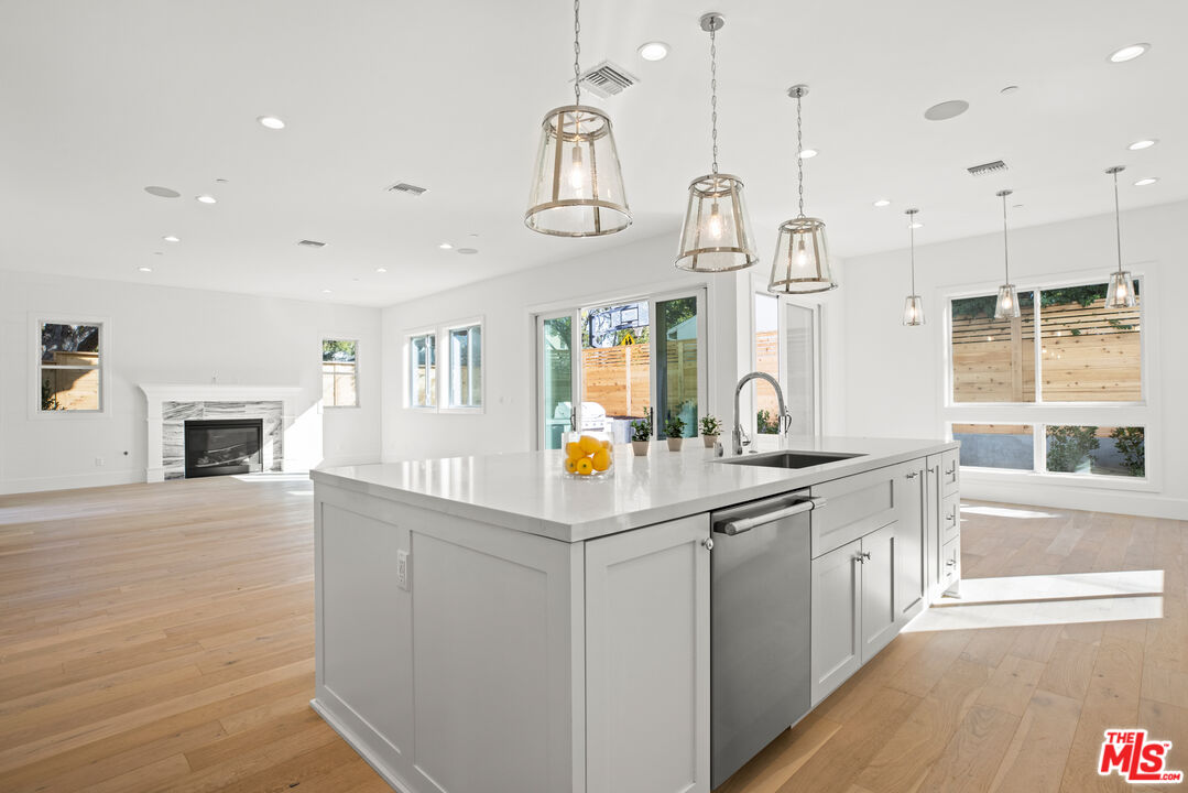 MLS #25603591 image #3