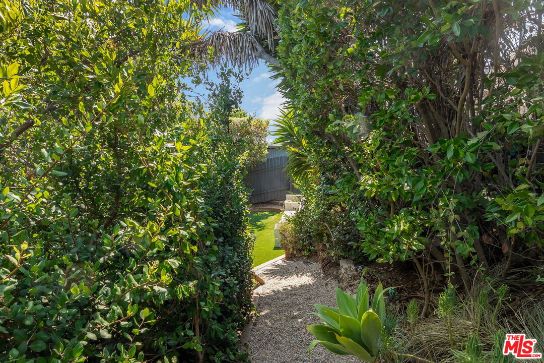 MLS #25603603 image #30