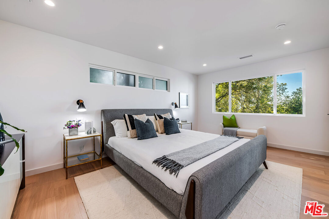 MLS #25603773 image #43