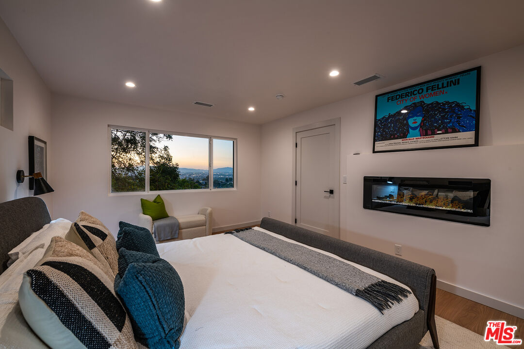 MLS #25603773 image #66