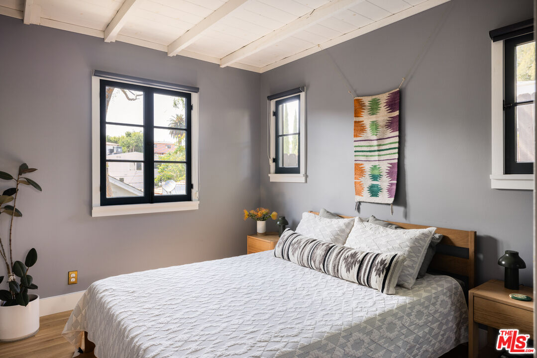 MLS #25603817 image #22