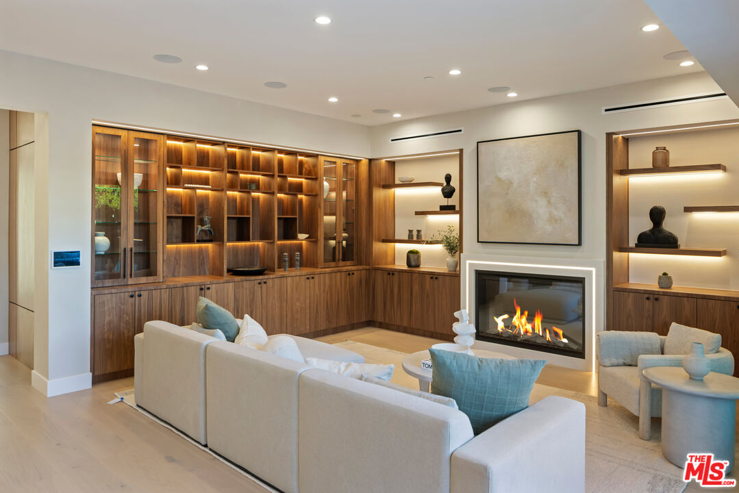 MLS #25603853 image #9