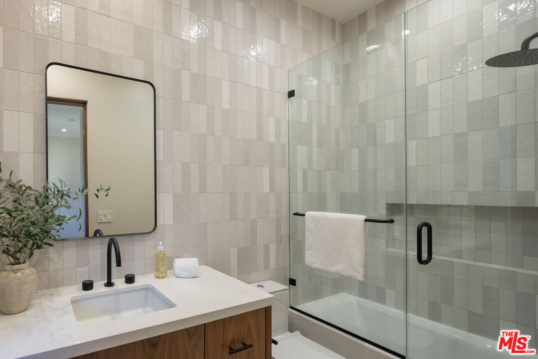 MLS #25603853 image #19