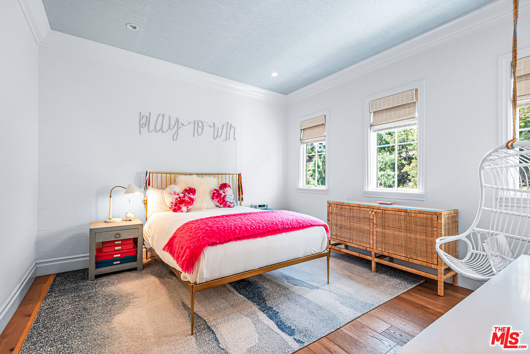 MLS #25603875 image #26