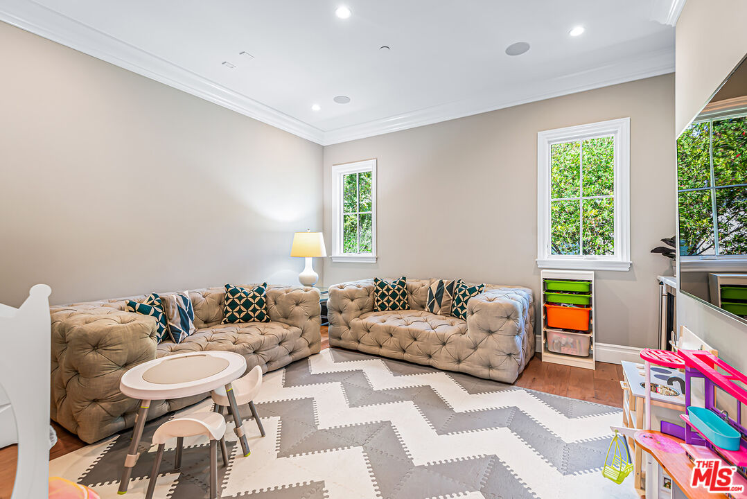 MLS #25603875 image #30