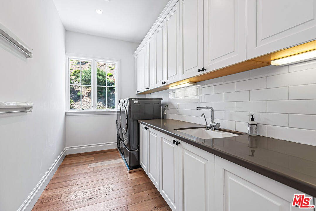 MLS #25603875 image #33