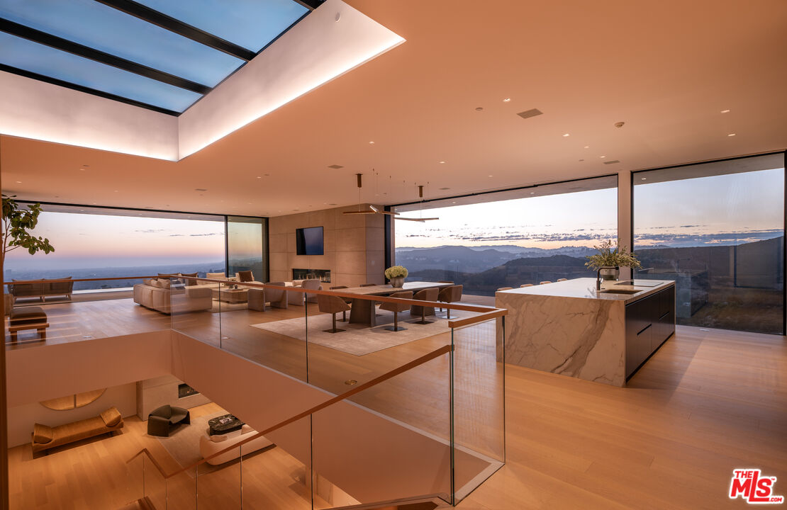 MLS #25603947 image #6