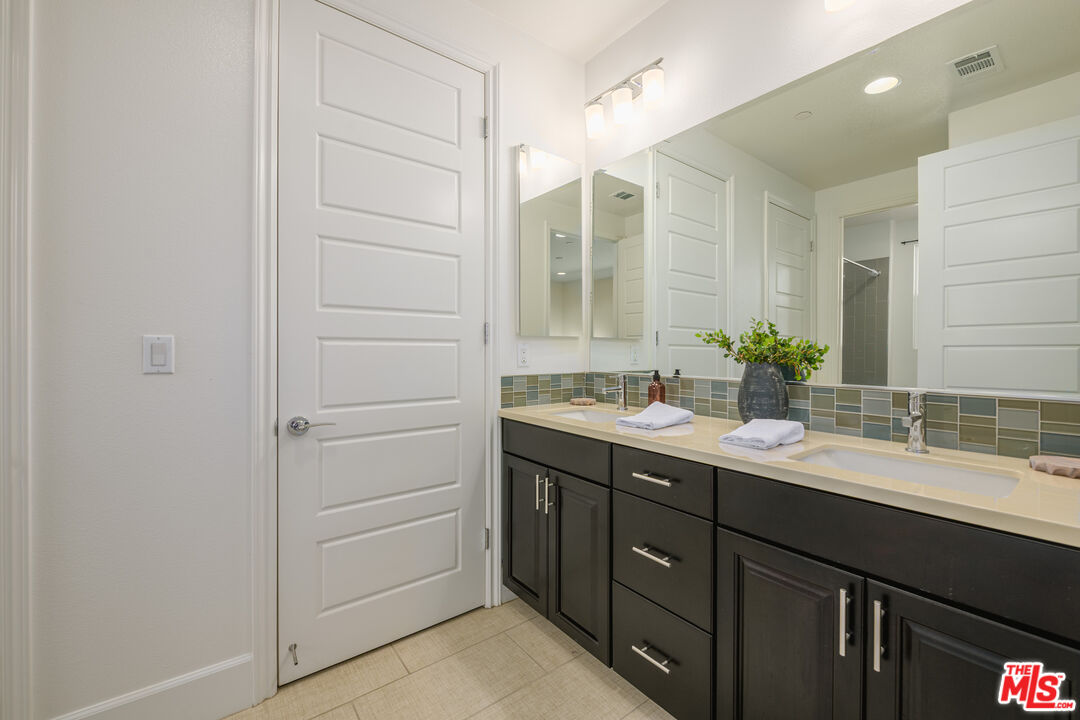 MLS #25603953 image #20