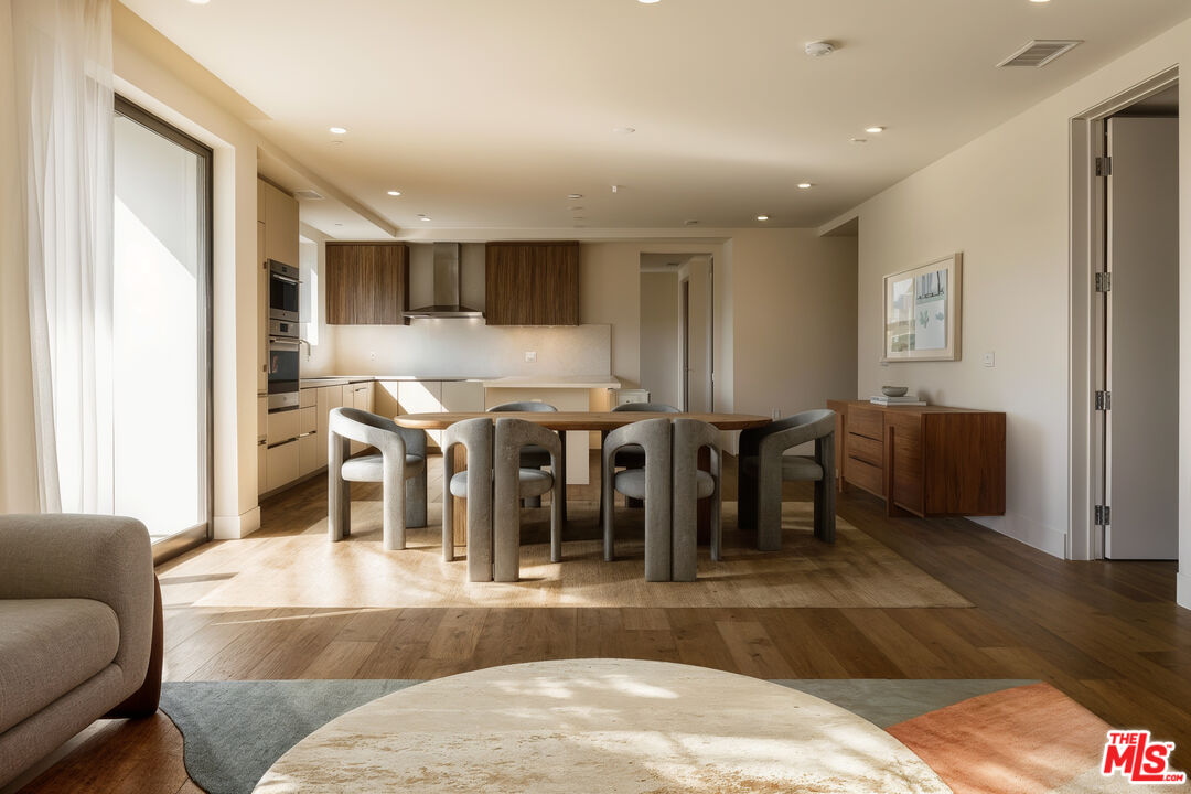 MLS #25604015 image #0