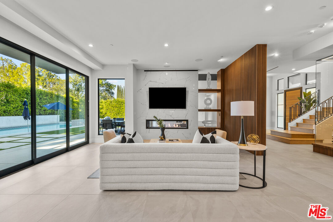 MLS #25604153 image #12