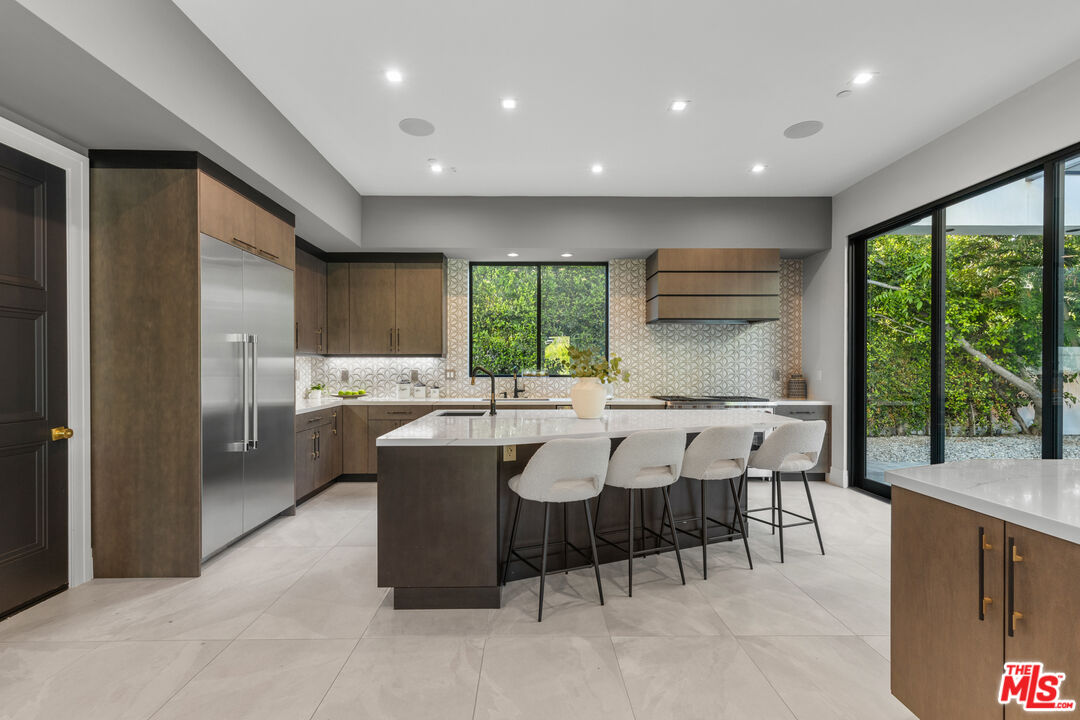 MLS #25604153 image #17