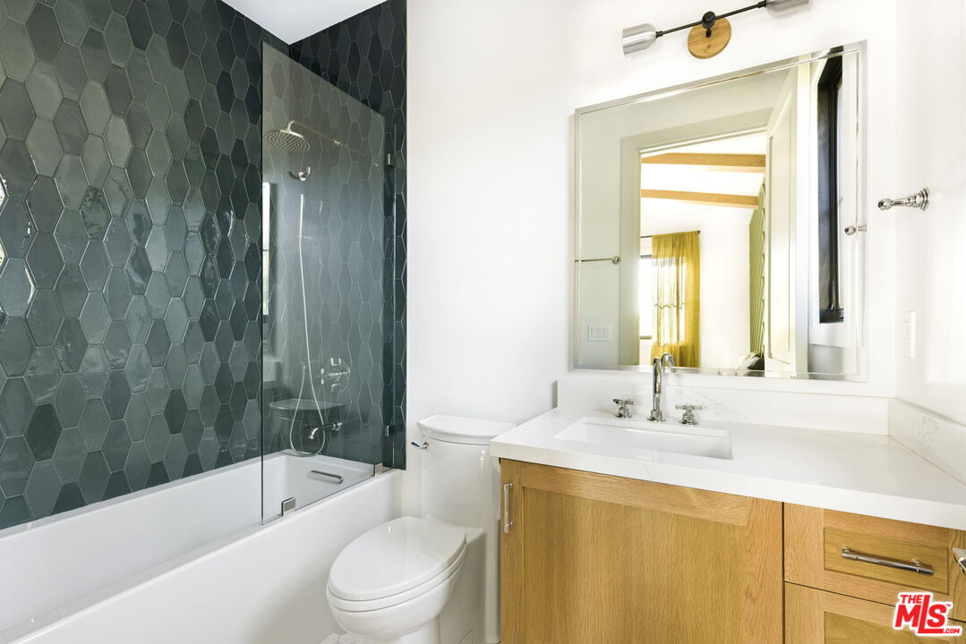 MLS #25604183 image #13