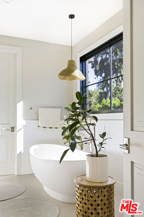 MLS #25604183 image #17