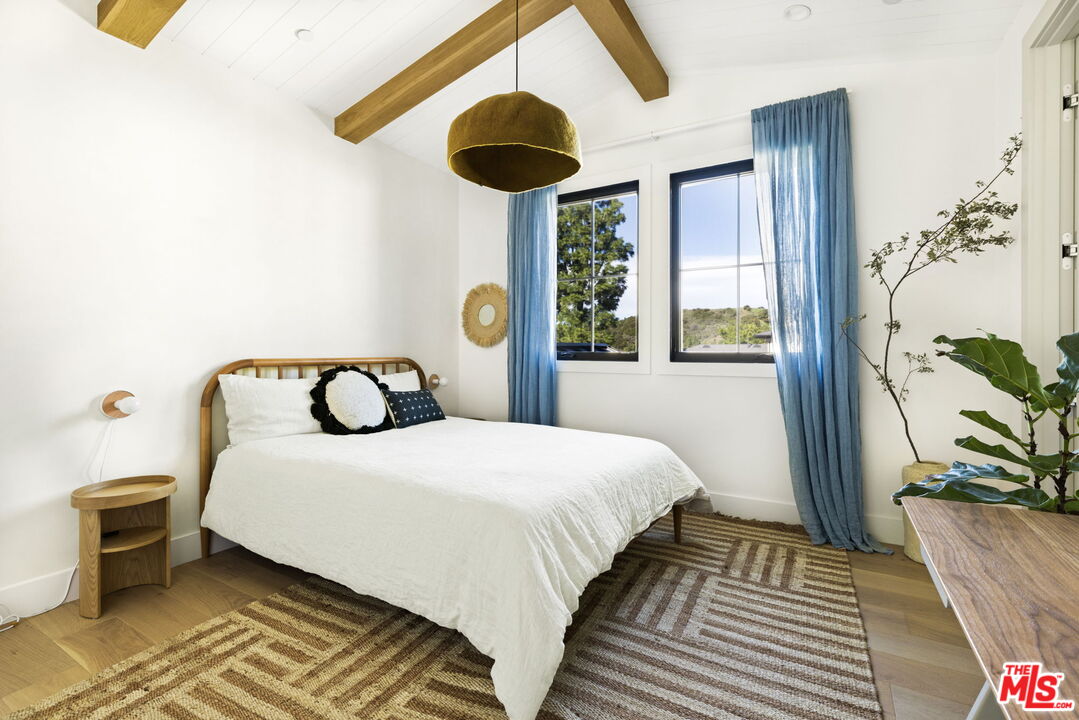 MLS #25604183 image #22