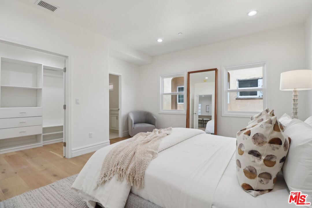 MLS #25604191 image #12