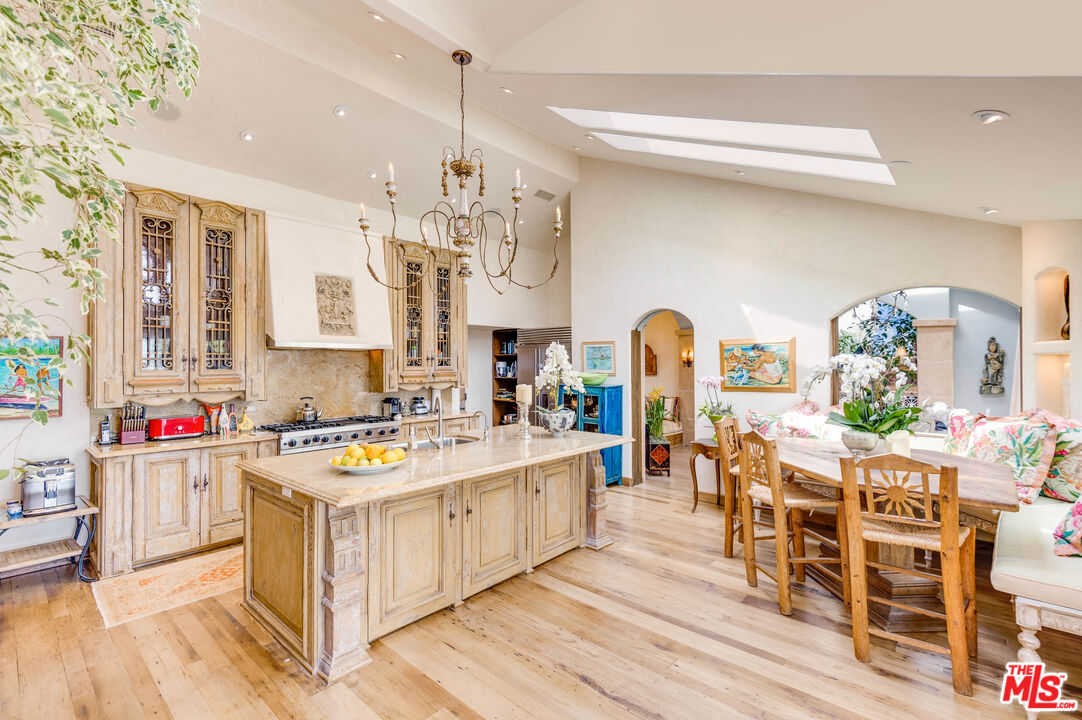 MLS #25604233 image #9