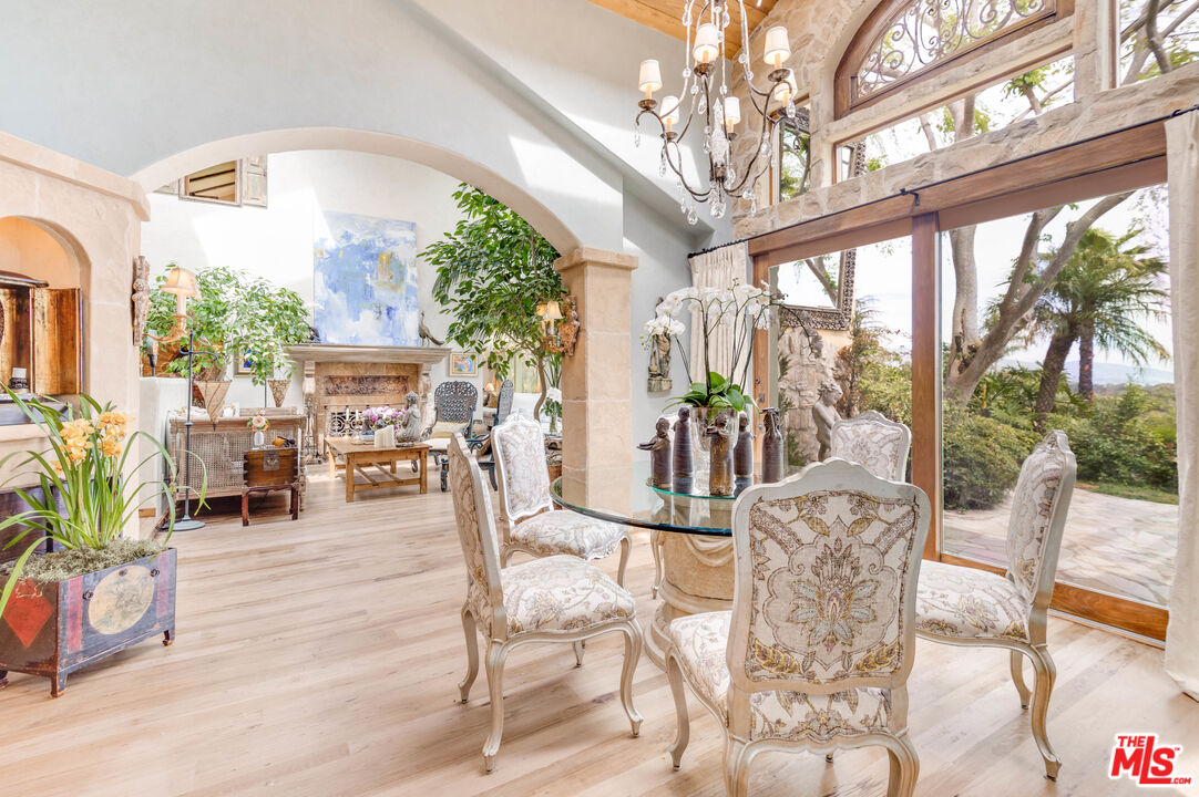 MLS #25604233 image #11