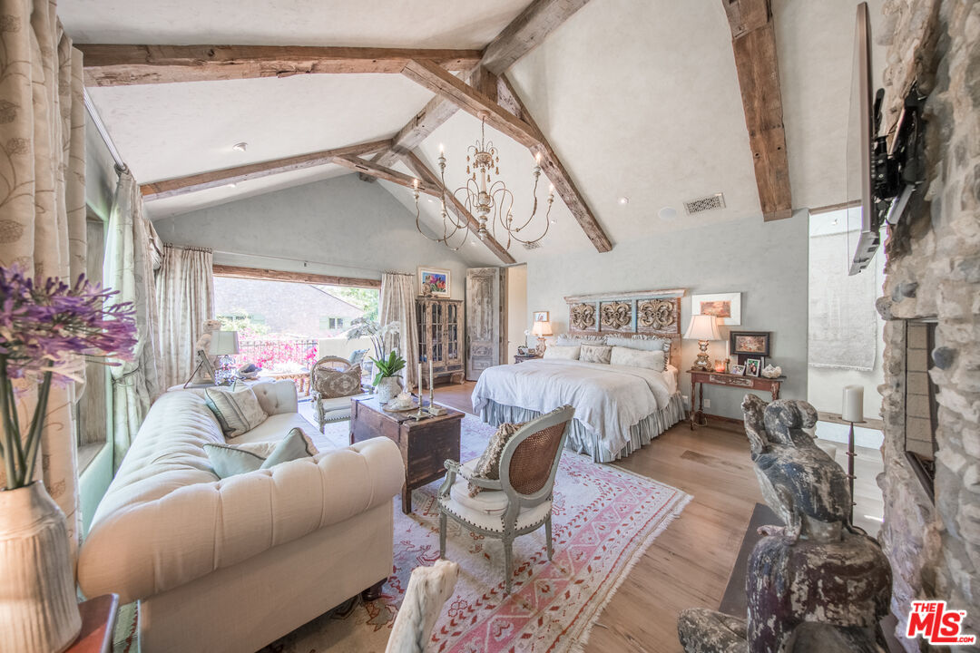 MLS #25604233 image #21