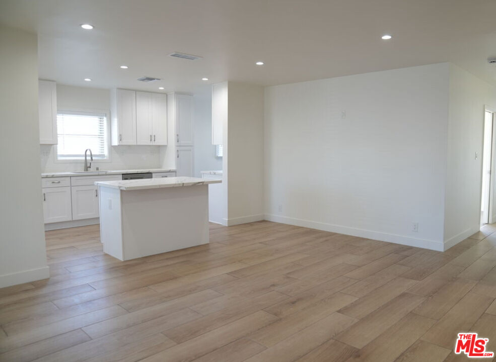 MLS #25604289 image #12