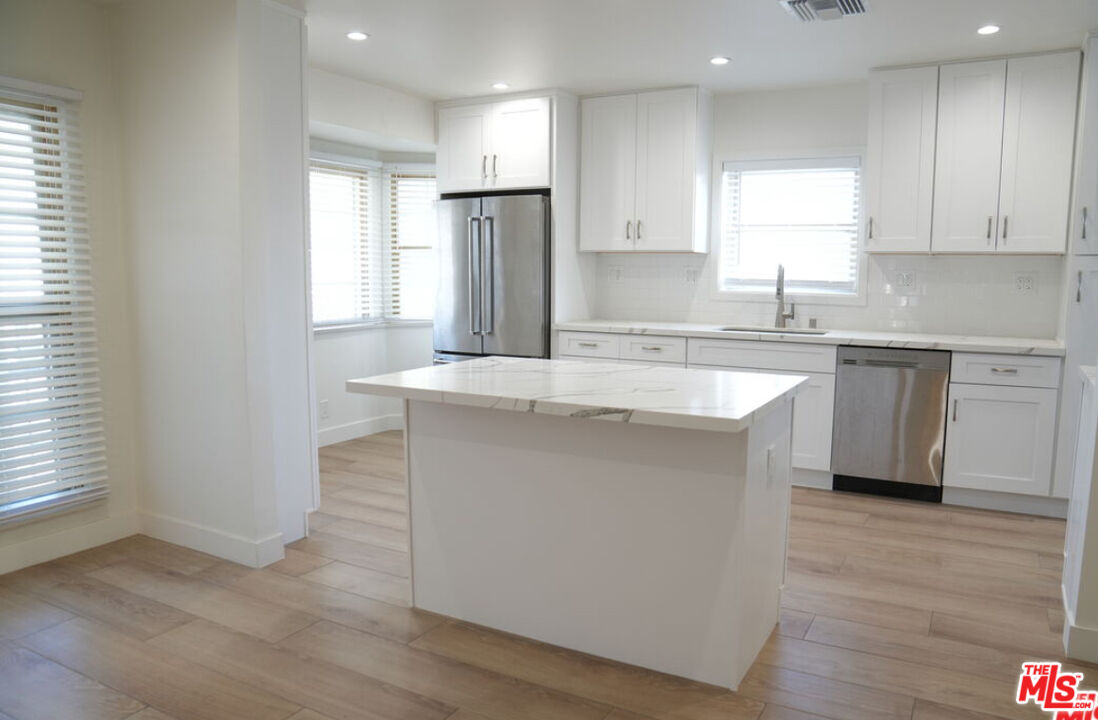 MLS #25604289 image #2