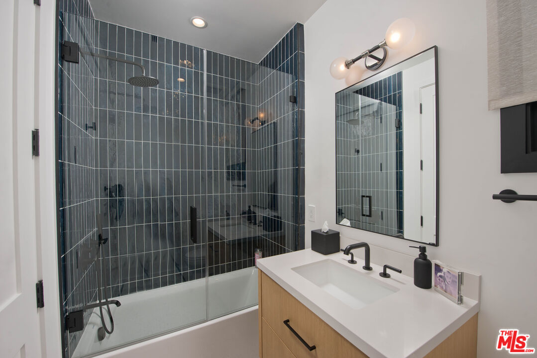 MLS #25604345 image #14