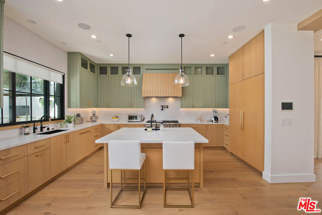 MLS #25604345 image #3