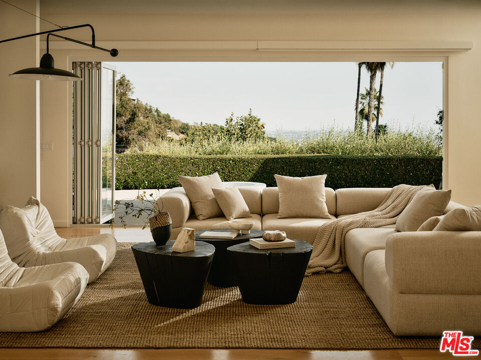 MLS #25604409 image #8