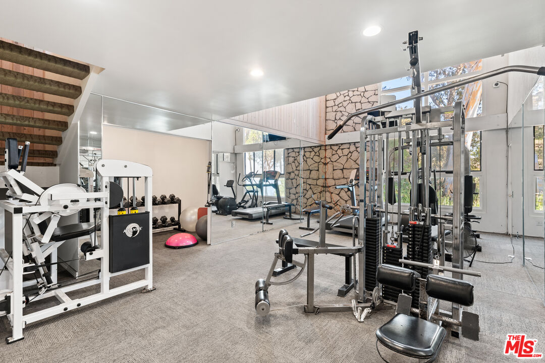 MLS #25604481 image #27