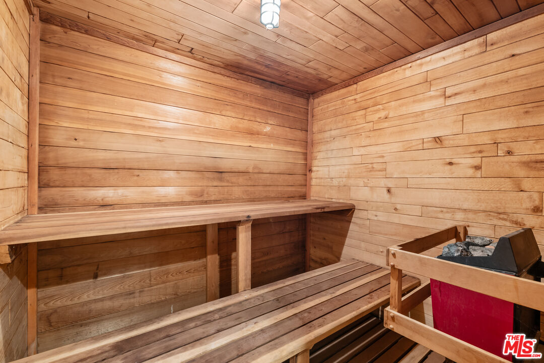 MLS #25604481 image #28