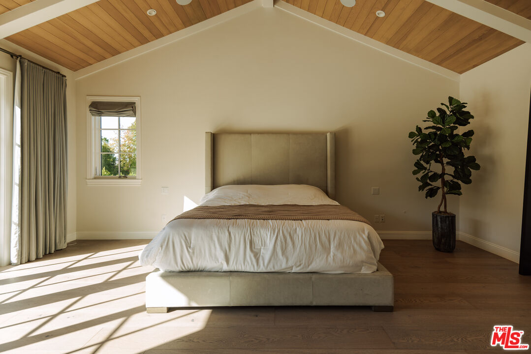 MLS #25604511 image #13