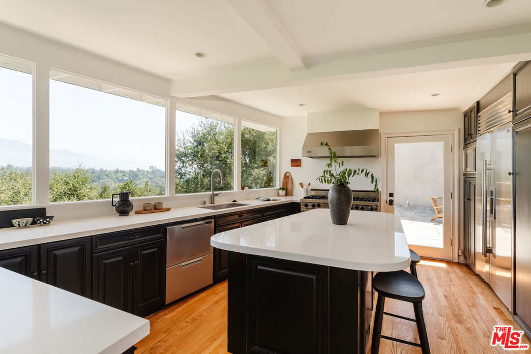 MLS #25604667 image #12