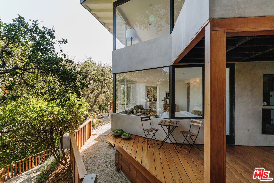 MLS #25604667 image #30