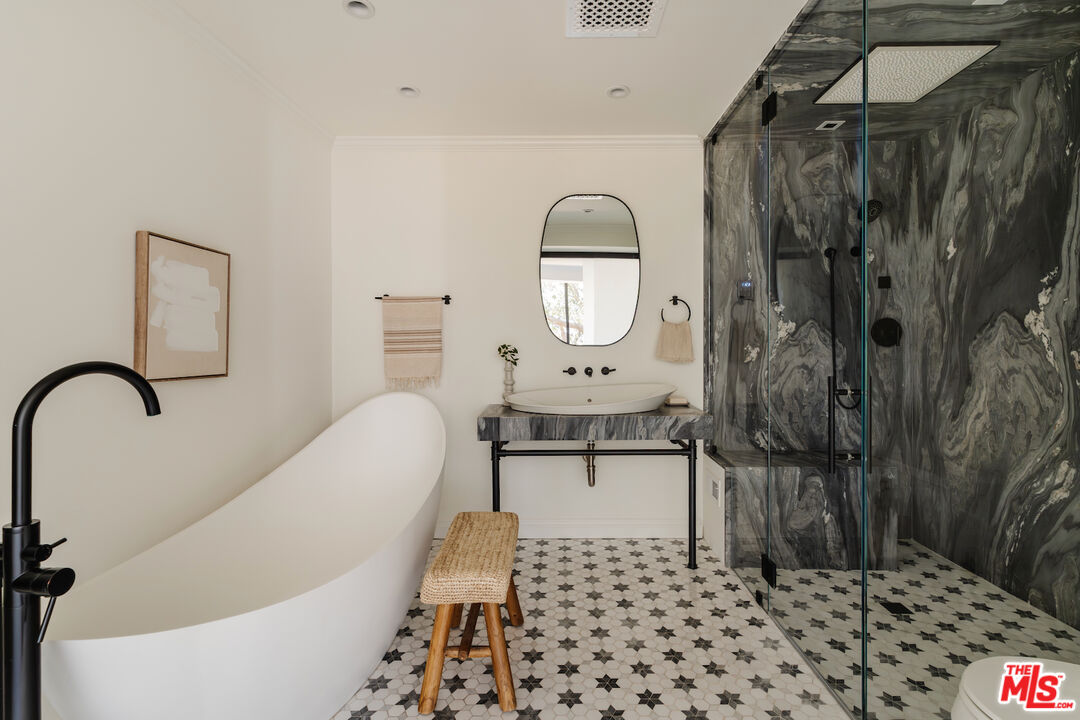 MLS #25604667 image #39